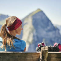 Wanderpause mit Blick auf die Kanisfluh (c) Alex Kaiser - Bregenzerwald Tourismus [Webqualität]