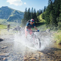 Mountainbiken im Bereich Alpe Kanis (c) Sebastian Stiphout - Bregenzerwald Tourismus